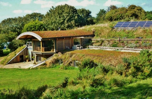Earth Sheltered House, UK,