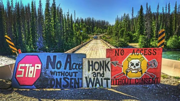 Unist'ot'en Camp, tar sands, fracking, Canada