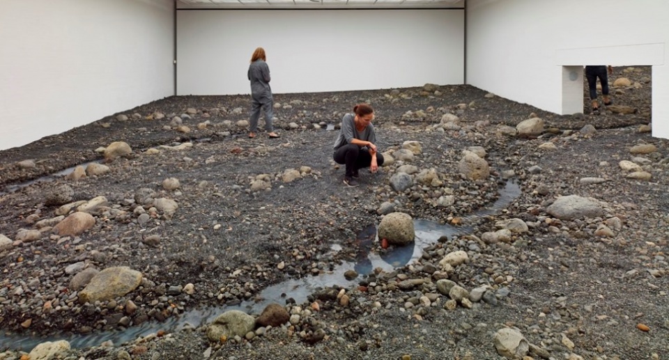 Olafur Eliasson, Riverbed, Louisiana