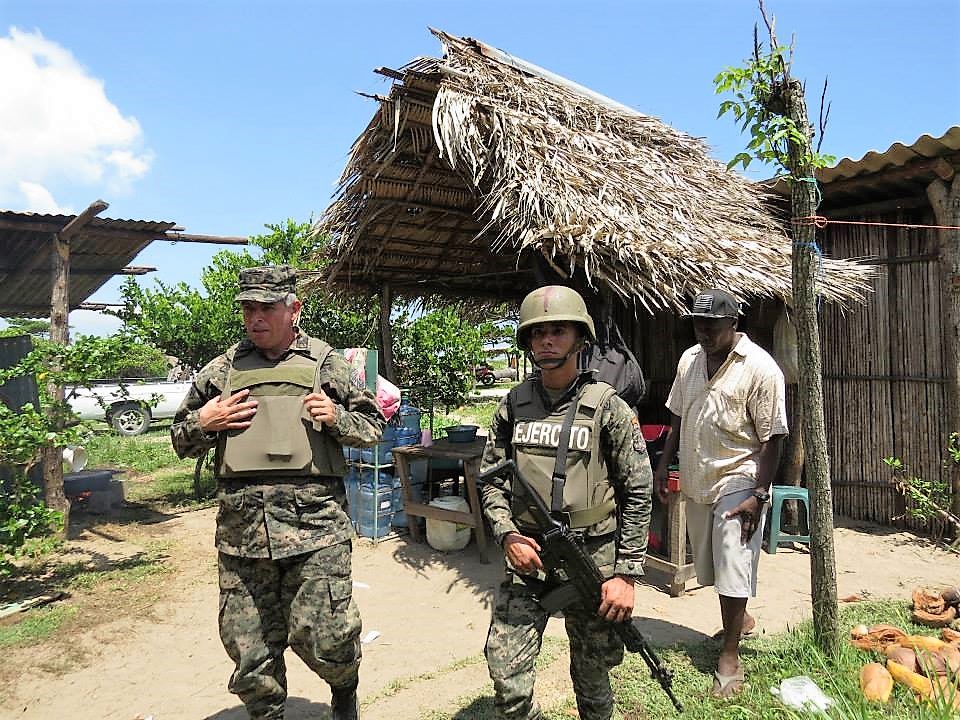 Garifuna, Honduras, Barra Vieja, tourism